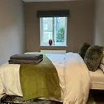 W9 Gem Stylish 2 Bed Flat