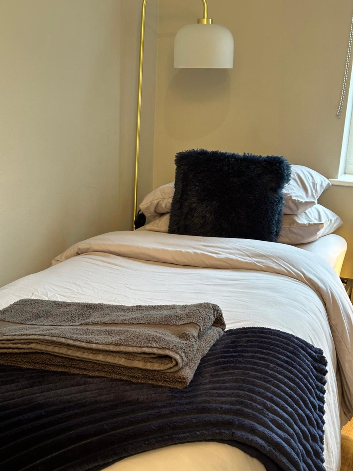 W9 Gem Stylish 2 Bed Flat Londra