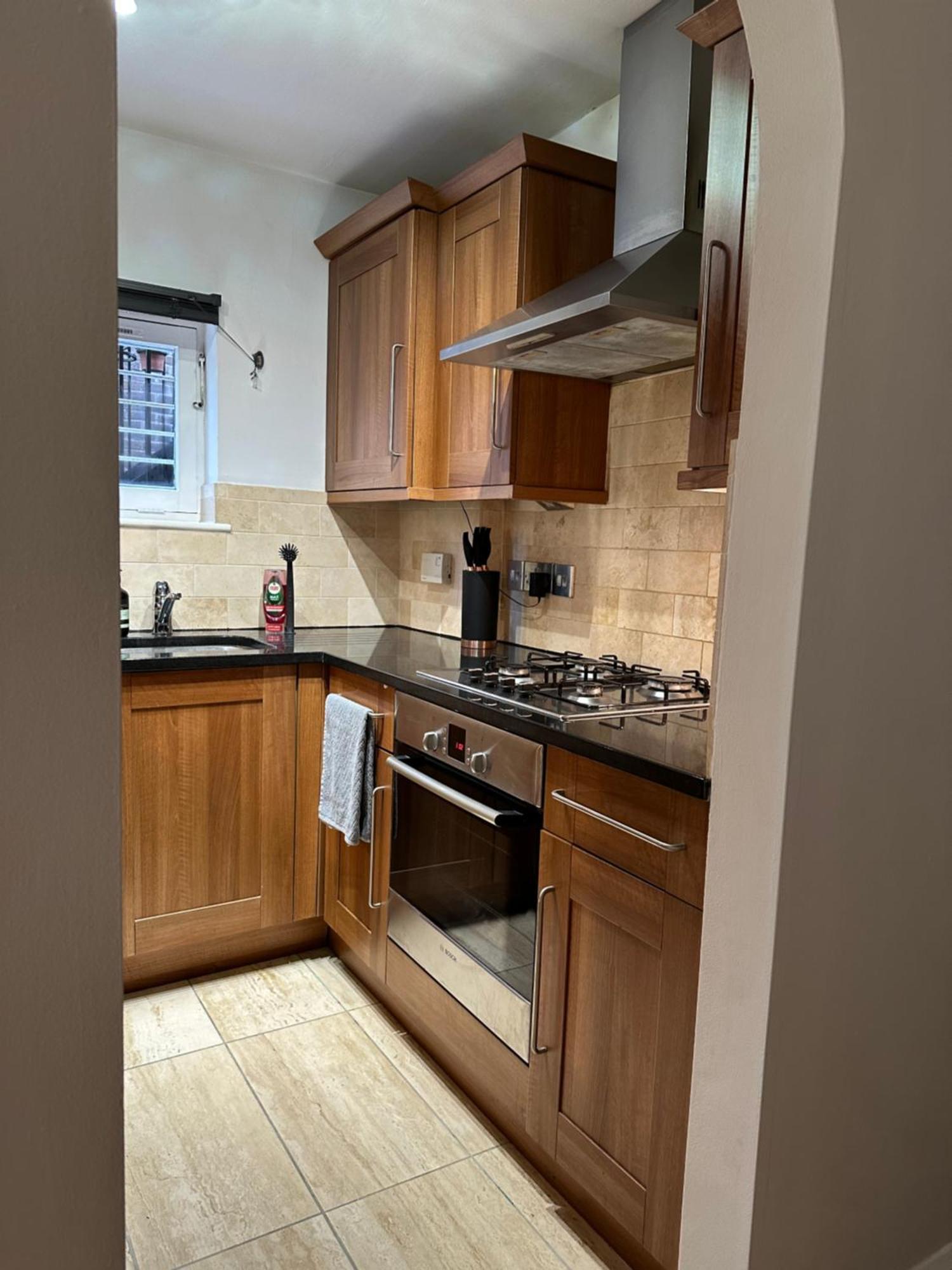 W9 Gem Stylish 2 Bed Flat * Londra