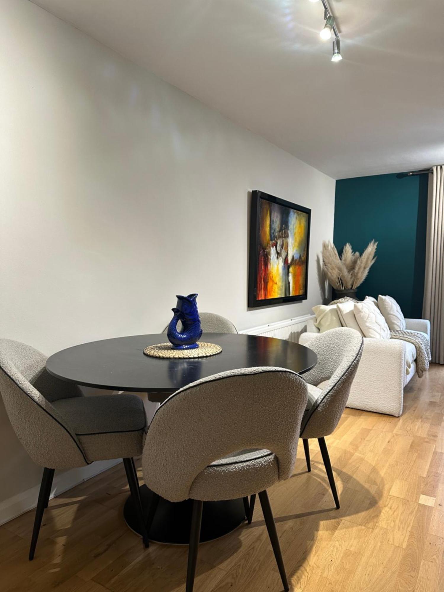 Appartamento W9 Gem Stylish 2 Bed Flat Londra